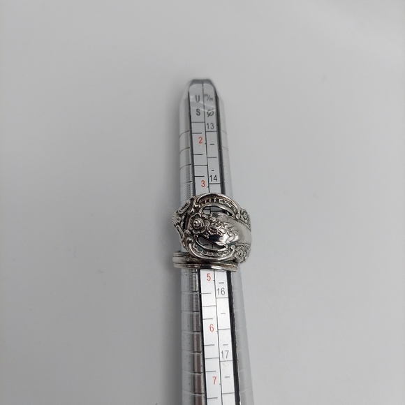 Vintage Spoon Ring Rosebud pattern sz 4.5 adjustable. - Picture 10 of 11